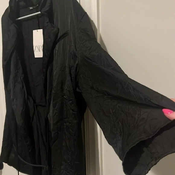 Zara NWT Medium Large Crinkle Kimono Mini Robe Sleepwear Wrap Pajama Black - Picture 2 of 11